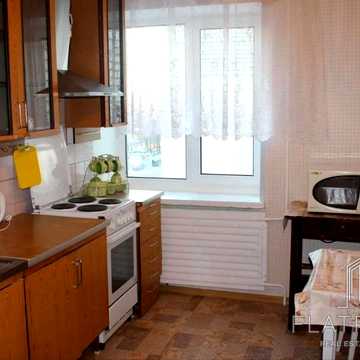 Леся Курбаса просп., 1-Б