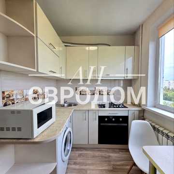 Перемоги просп., 72г