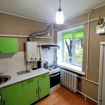 Степана Бандери вул., 15