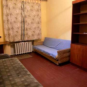 Макарова вул. (Більшовицька), 25