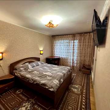 Голосіївський просп. (40-річчя Жовтня), 11