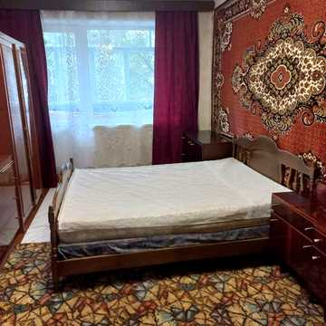 Металургів вул., 13-А