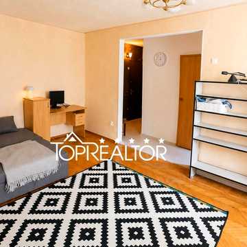 Каденюка вул. (Танкопія), 13/4