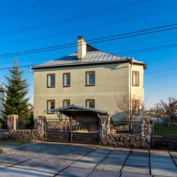 Покровська вул., 79