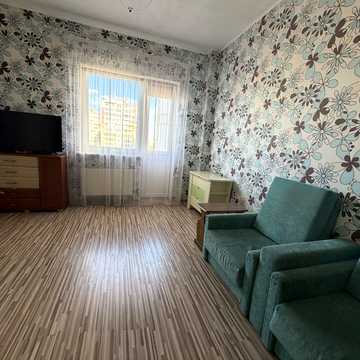 Григорія Сковороди вул., 1