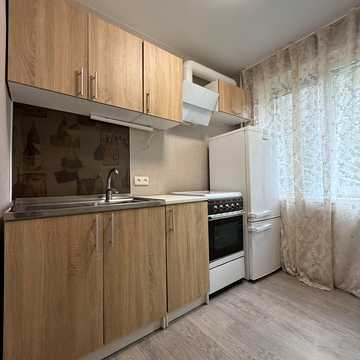 Сонячна Набережна вул. (Маршала Малиновського), 18