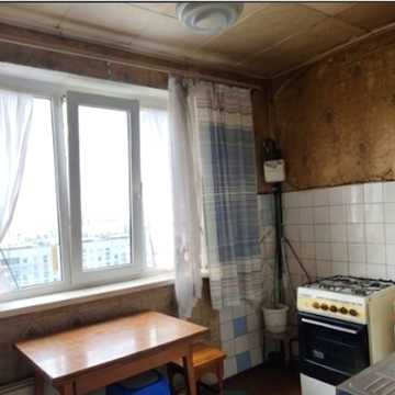 Фесенківський в'їзд, 9