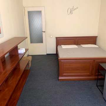 Патріарха Мстислава Скрипника вул. (Миколи Островського), 9