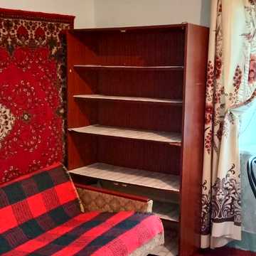 Олександра Поля вул., 80-Б