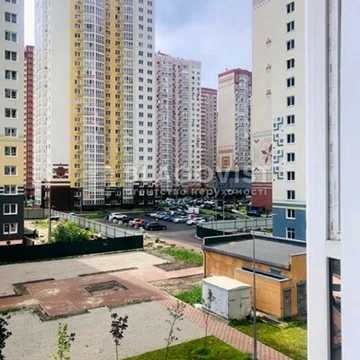 Бориса Гмирі вул., 22-Б