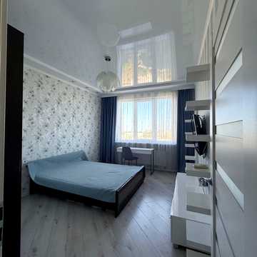 Середньофонтанська вул., 35