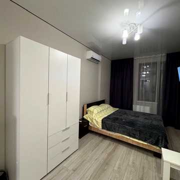 Генуезька вул., (Будинок 2)