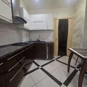 Червоної Калини просп. (Володимира Маяковського), 8