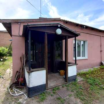 Черкаська, 85