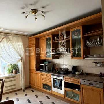Максима Токарева вул. (Вузівська), 5