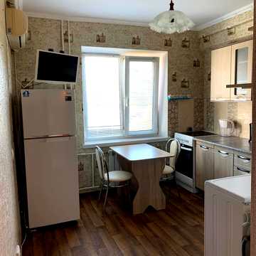 Оболонський просп., 43