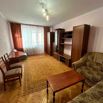 Гната Хоткевича вул., 10