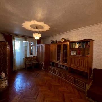 Науки просп. (Леніна), 70
