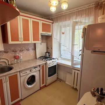 Віталія Бохонка вул. (Чайковського), 8