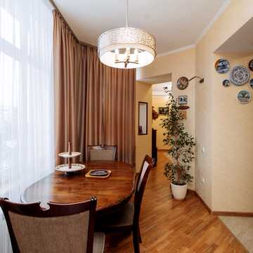 Петропавлівська вул., 87/3