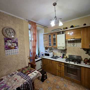 Богоявленський просп. (Жовтневий), 38
