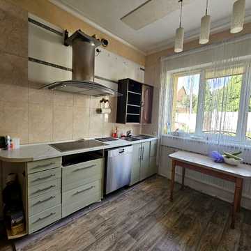 Соборності України вул. (Возз'єднання), 39