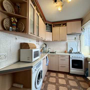 Борщагівська вул., 133