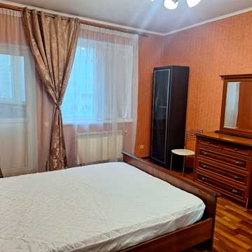 Урлівська вул., 21