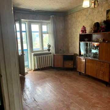 Зимових Походів вул. (Молодогвардійська), 43