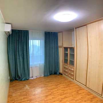 Миропільська вул., 21