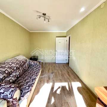 23 Серпня вул., 51б