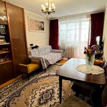 Юності просп., 36