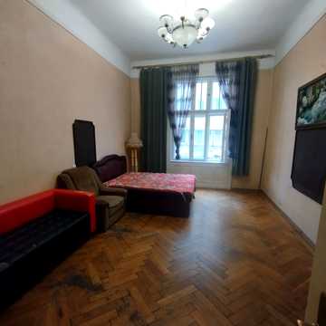Ігоря Білозіра вул., 4
