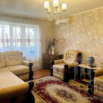Володимира Висоцького бульв., 6