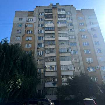 Низинна вул., 4