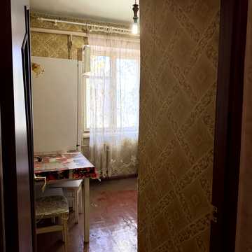 Сегедська вул., 3