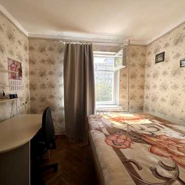 Варненська вул., 23