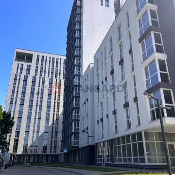 Володимира Великого вул. (Артема), 10