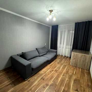 Олександра Поля вул., 27-Д