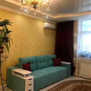 Анни Ахматової вул., 22