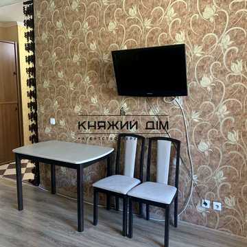 Драгоманова вул., 40-Б