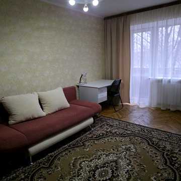Вацлава Гавела бульв. (Івана Лепсе), 43