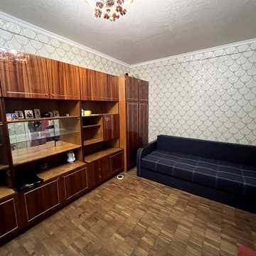Василя Іваниса вул. (Миколи Матеюка), 9