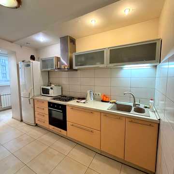 Антоновича вул. (Горького), 88