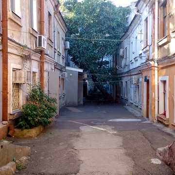 Новосельського вул., 24