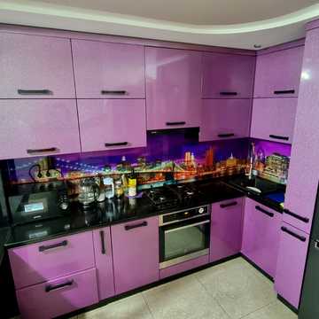 Амвросія Бучми бульв., 8