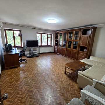 Болгарська вул., 65