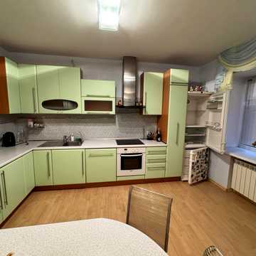Миколи Бажана просп., 26