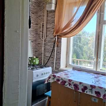 Миру вул., 51