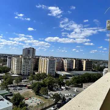 Михайла Грушевського вул., 30б